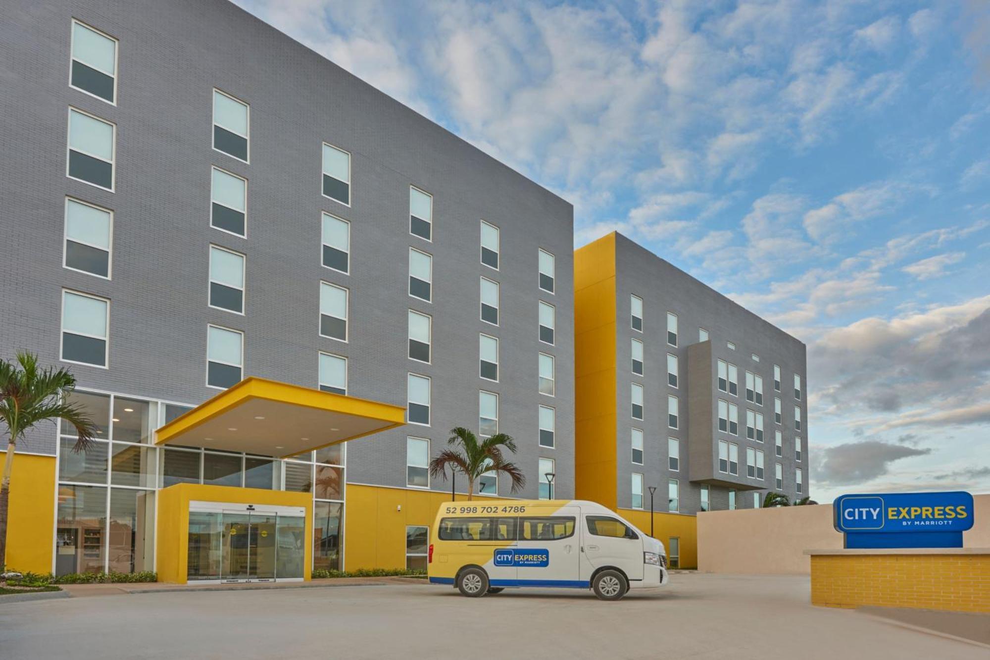 City Express By Marriott Cancun Aeropuerto Alfredo V. Bonfil Zewnętrze zdjęcie
